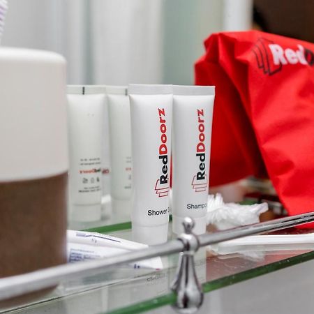 Reddoorz Syariah Near Metropolitan Mall Bekasi Ngoại thất bức ảnh