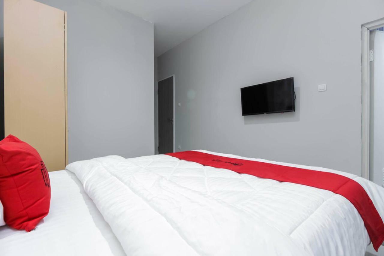Reddoorz Syariah Near Metropolitan Mall Bekasi Ngoại thất bức ảnh